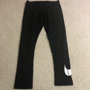 Women’s Nike leggings